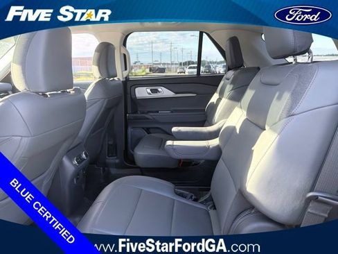 Used 2025 Ford Explorer Active w/ Active Comfort Package RWD image 11