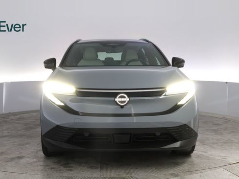 Used 2026 Nissan Leaf Platinum+ w/ Floor Mat Package (Platinum+) FWD image 12