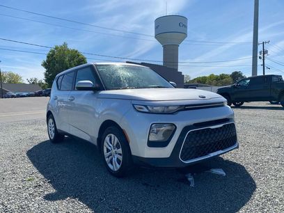Used 2021 Kia Soul LX