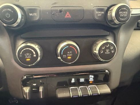 Used 2022 RAM 2500 Big Horn w/ Level A Equipment Group image 17