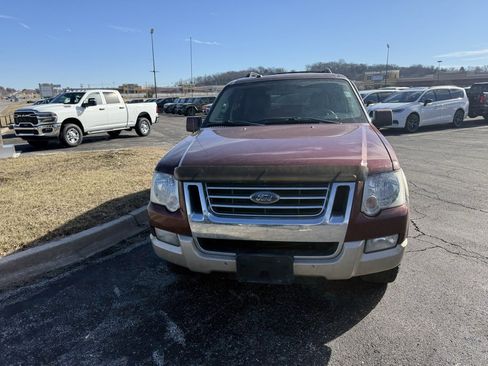 Used 2010 Ford Explorer Eddie Bauer image 3