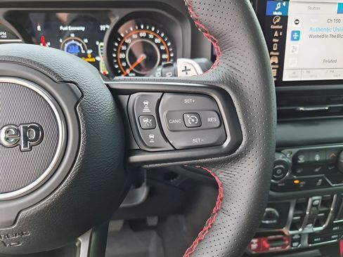 New 2026 Jeep Wrangler Unlimited Rubicon 392 image 33