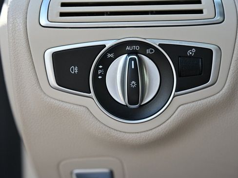 Used 2021 Mercedes-Benz C 300 Sedan w/ Premium Package image 30