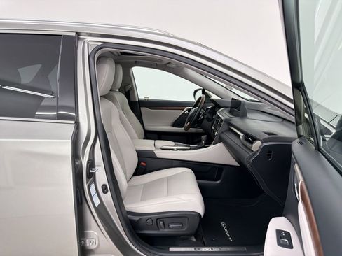 Used 2020 Lexus RX 450hL AWD w/ Premium Package image 31