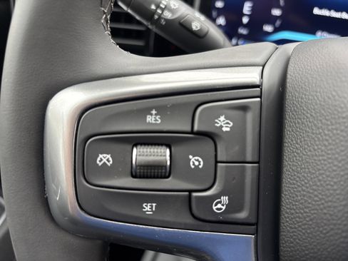New 2026 Chevrolet Silverado 3500 LTZ w/ LTZ Convenience Package AWD/4WD image 17