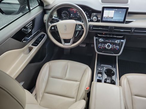 Used 2020 Lincoln Corsair FWD image 24