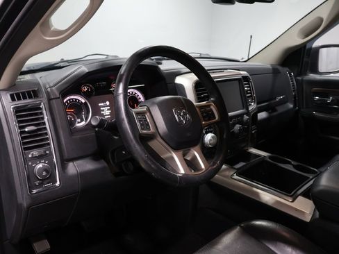 Used 2015 RAM 1500 Laramie w/ Convenience Group image 18