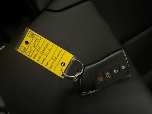 Used 2020 Lexus ES 300h image 39