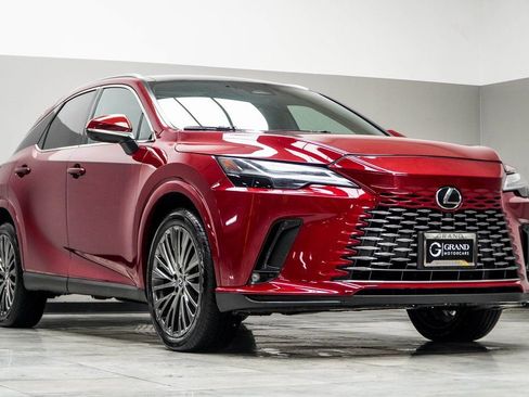 Used 2024 Lexus RX 350 w/ Convenience Package image 4