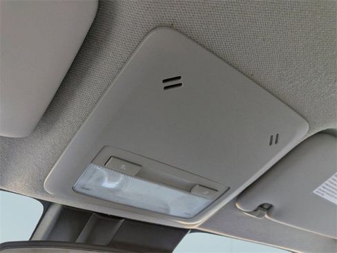 Used 2020 Chevrolet Sonic LT image 22