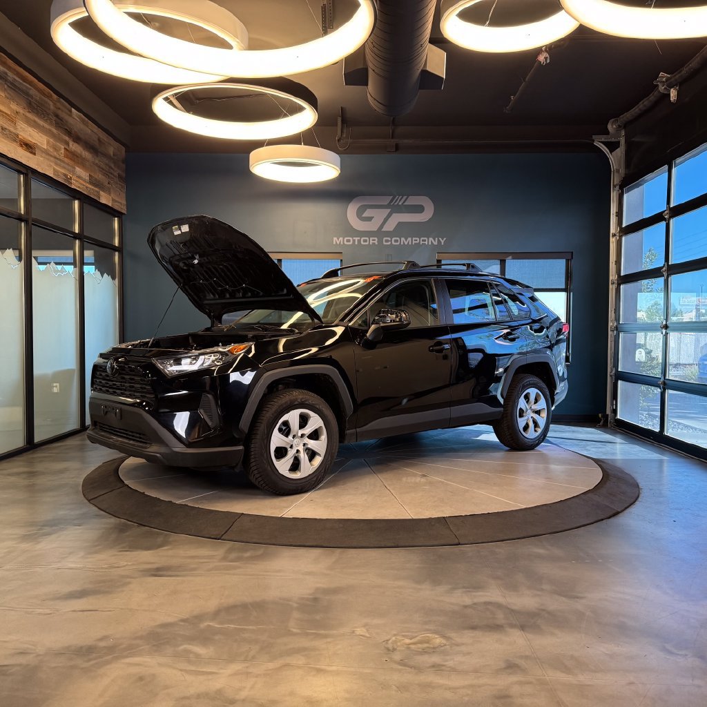 Used 2019 Toyota RAV4 LE w/ All Weather Liner Package AWD/4WD image 23
