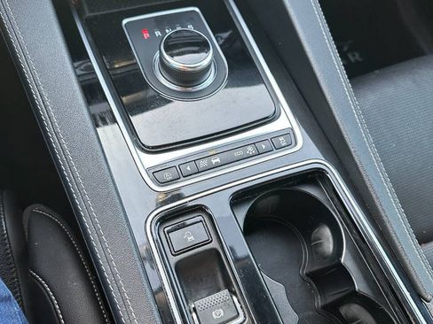 Used 2018 Jaguar F-PACE R-Sport AWD/4WD image 22