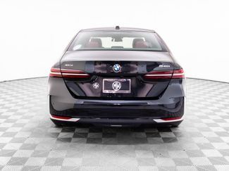 Certified 2025 BMW 540i xDrive video 4