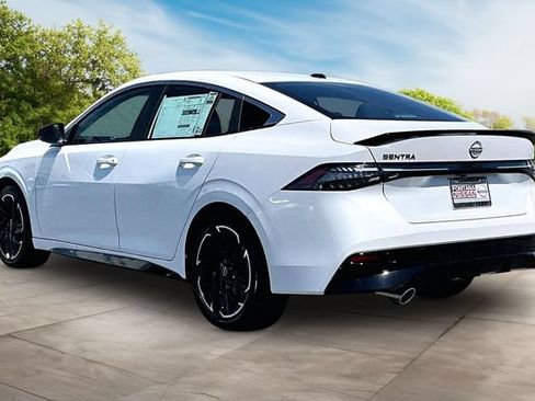 New 2027 Nissan Sentra SR FWD image 3