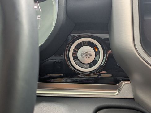 Used 2025 RAM 1500 Tungsten AWD/4WD image 23