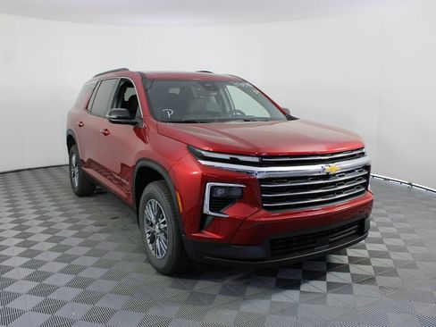 New 2026 Chevrolet Traverse LT w/ LPO, Floor Liner Package FWD image 26