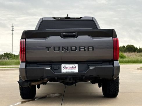Used 2022 Toyota Tundra SR5 RWD image 8