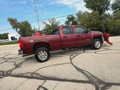 Used 2013 Chevrolet Silverado 2500 LT w/ Interior Plus Package AWD/4WD image 8