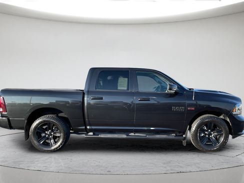 Used 2016 RAM 1500 Sport w/ Black Ram 1500 Sport Group AWD/4WD image 2