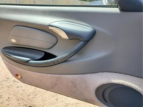 Used 2002 Porsche Boxster RWD image 12