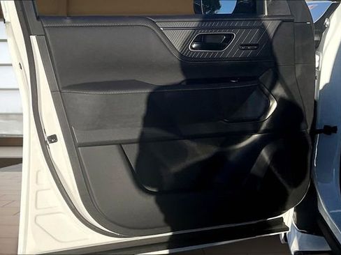 New 2026 INFINITI QX80 Autograph image 23