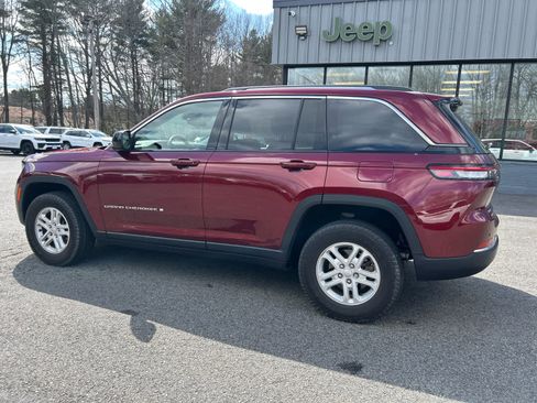 Used 2022 Jeep Grand Cherokee Laredo w/ Luxury Tech Group I image 7