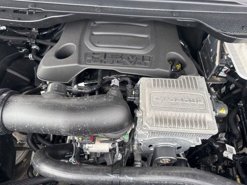 New 2026 RAM 1500 4x4 Crew Cab image 58