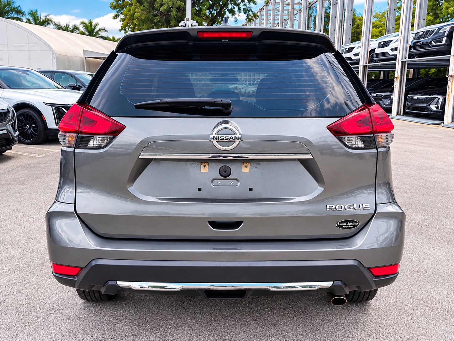 Used 2018 Nissan Rogue S FWD image 4