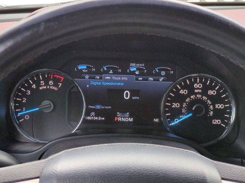 Used 2020 Ford F150 Platinum w/ Equipment Group 701A Luxury image 27