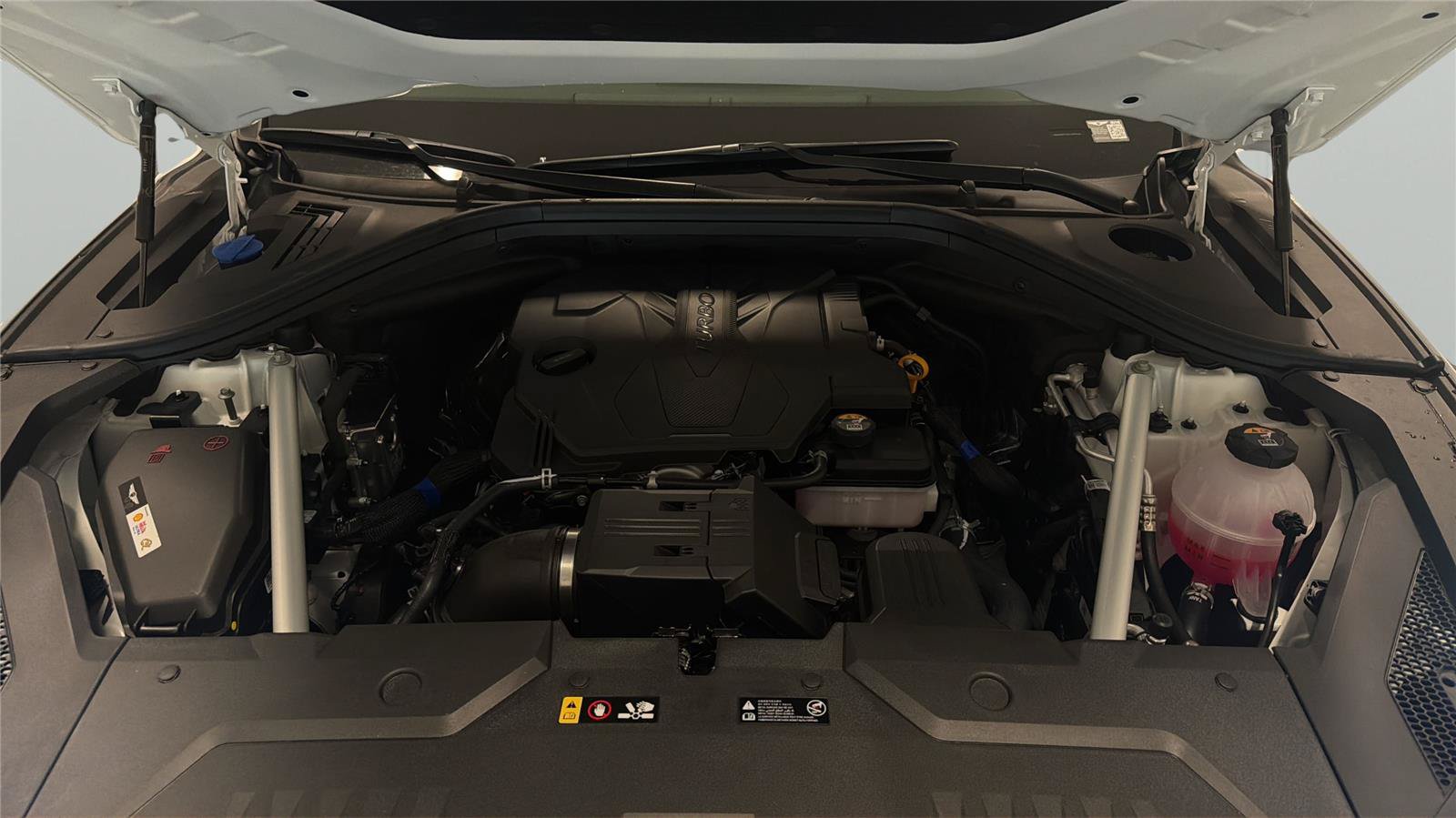 Used 2026 Genesis GV70 2.5T Advanced w/ G1 Accessory Package AWD/4WD image 9