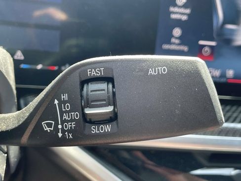 Used 2025 BMW X6 M60i AWD/4WD image 42