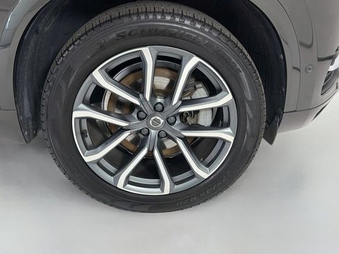 Used 2018 Volvo XC90 T6 Momentum w/ Convenience Package AWD/4WD image 36