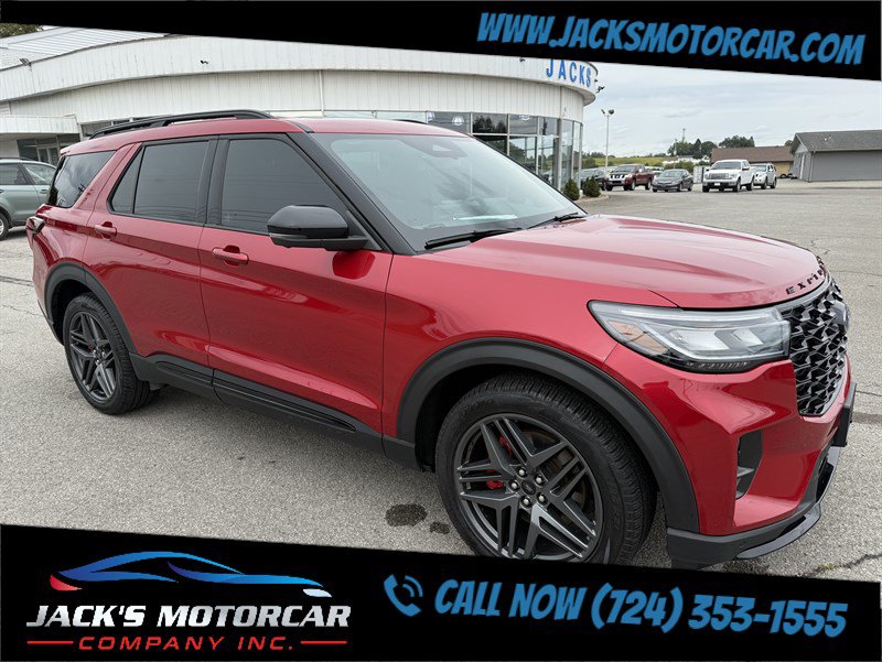 Used 2025 Ford Explorer ST AWD/4WD image 7