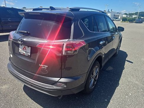Used 2018 Toyota RAV4 Limited w/ Advanced Technology Package AWD/4WD image 5