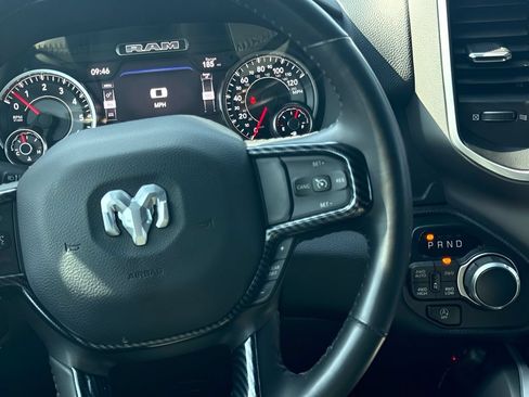 Used 2022 RAM 1500 Big Horn w/ Night Edition AWD/4WD image 14