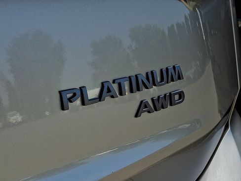 New 2026 Nissan Rogue Platinum w/ Platinum Premium Package AWD/4WD image 6