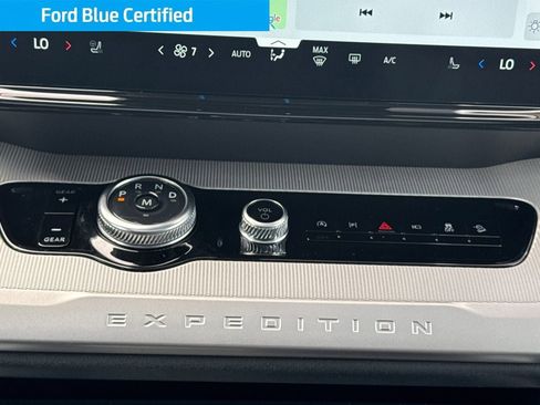 Certified 2025 Ford Expedition Active image 22