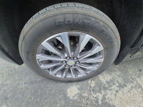 Used 2022 Chevrolet Traverse Premier w/ LPO, Floor Liner Package image 9