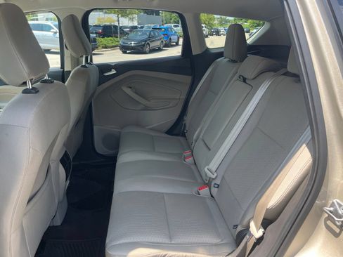 Used 2018 Ford Escape SE w/ SE Sync 3 Package FWD image 27