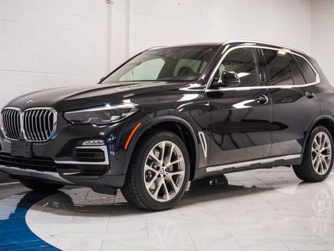 Used 2021 BMW X5 xDrive40i w/ Premium Package 2 image 4
