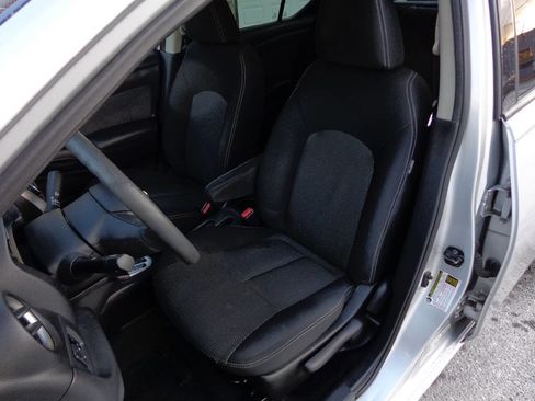 Used 2014 Nissan Versa SV w/ Convenience Package image 34