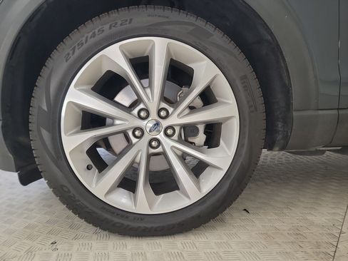 Used 2022 Ford Explorer Platinum w/ Equipment Group 601A RWD image 10