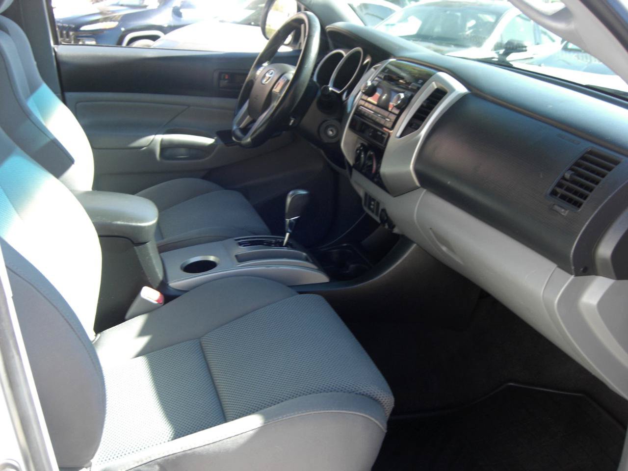 Used 2012 Toyota Tacoma PreRunner w/ TRD Sport Pkg RWD image 16