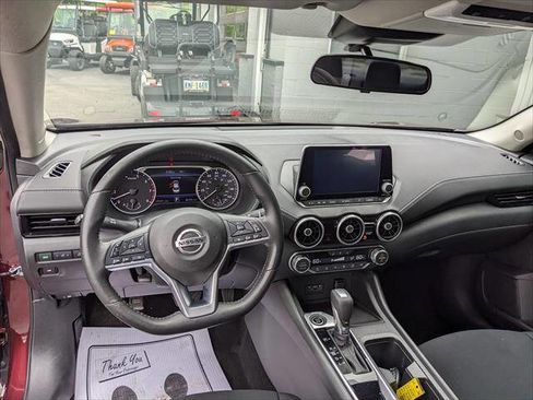 Used 2023 Nissan Sentra SV w/ All-Weather Package FWD image 13