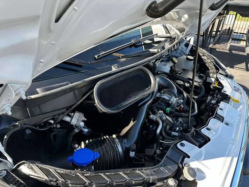 Used 2023 Ford Transit 350 XLT image 27