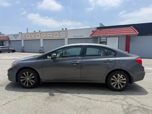 Used 2012 Honda Civic EX image 3