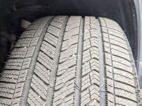 Used 2025 Volkswagen Atlas Cross Sport SEL Premium R-Line image 38