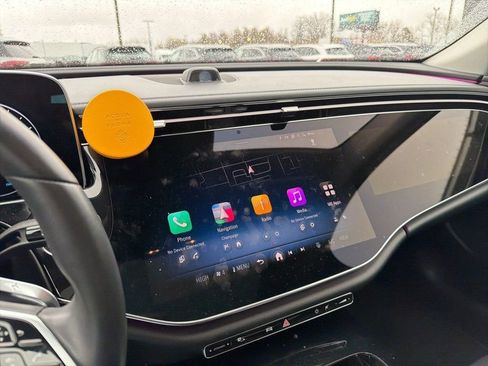 Used 2024 Mercedes-Benz E 350 4MATIC Sedan w/ MBUS Superscreen Package image 15