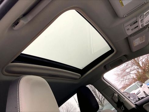 Used 2015 Toyota RAV4 XLE image 14