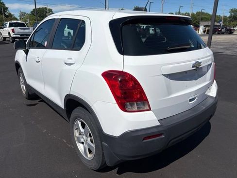 Used 2016 Chevrolet Trax LS w/ LPO, Protection Package AWD/4WD image 5